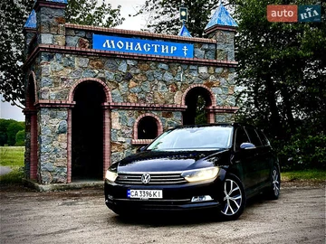 Авто Volkswagen Passat 2018 № 8030195