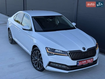Авто Skoda Superb 2023 № 8030338