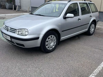 Авто Volkswagen Golf 2002 № 8030394
