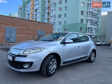 Авто Renault Megane 2013 № 8030522