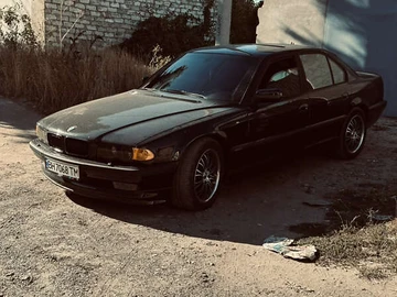 Авто BMW 7 Series 2000 № 8030563