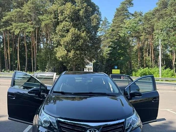 Авто Toyota Avensis 2012 № 8030728