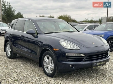Авто Porsche Cayenne 2011 № 8030921
