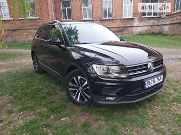 Авто Volkswagen Tiguan 2019 № 8031015