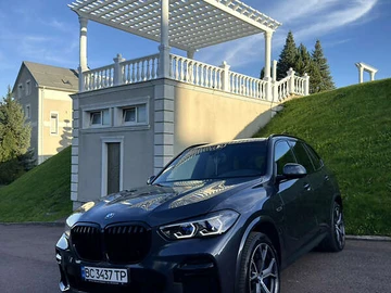 Авто BMW X5 2022 № 8031059