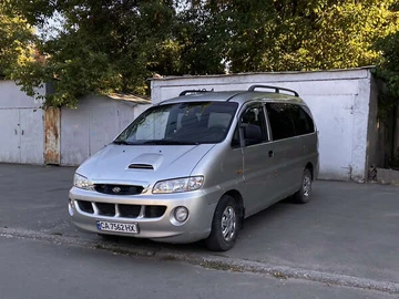 Авто Hyundai H-1 2002 № 8031117