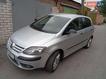 Авто Volkswagen Golf Plus 2006 № 8031283