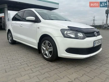 Авто Volkswagen Polo 2013 № 8031408