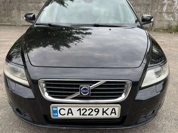 Авто Volvo V50 2008 № 8031418