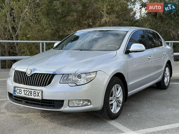 Авто Skoda Superb 2012 № 8031451