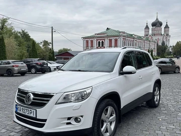 Авто Volkswagen Tiguan 2010 № 8031606