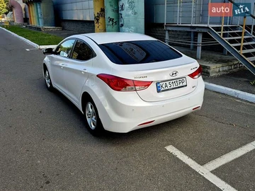Авто Hyundai Elantra 2012 № 8031608