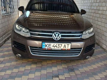 Авто Volkswagen Touareg 2011 № 8031797