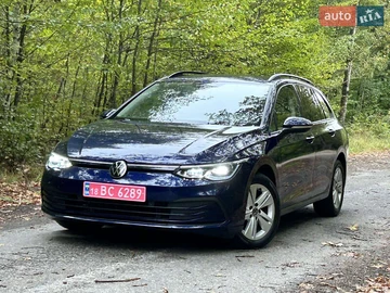 Авто Volkswagen Golf 2022 № 8031933