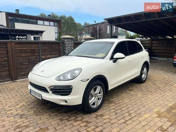 Авто Porsche Cayenne 2011 № 8031934