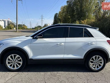 Авто Volkswagen T-Roc 2023 № 8032061