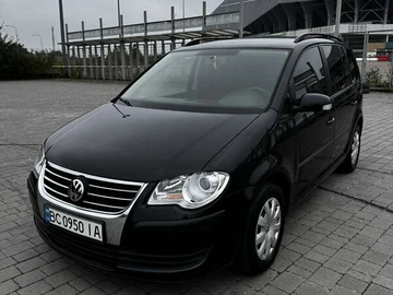 Авто Volkswagen Touran 2007 № 8032388