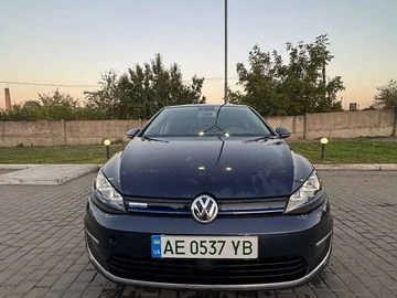 Авто Volkswagen E-Golf 2014 № 8032683