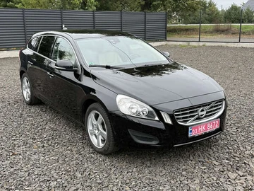 Авто Volvo V60 2011 № 8032711