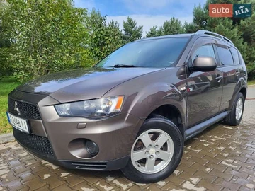Авто Mitsubishi Outlander Xl 2010 № 8032715