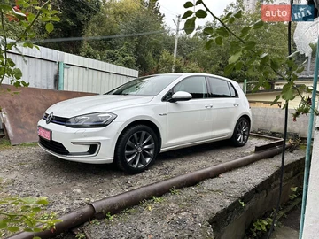 Авто Volkswagen E-Golf 2018 № 8032888