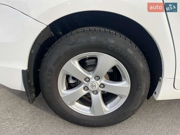 Авто Toyota Sienna 2010 № 8032923