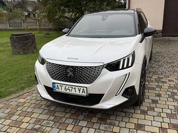 Авто Peugeot 2008 2020 № 8032973