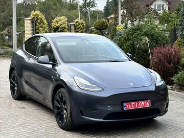 Авто Tesla Model Y 2023 № 8033119