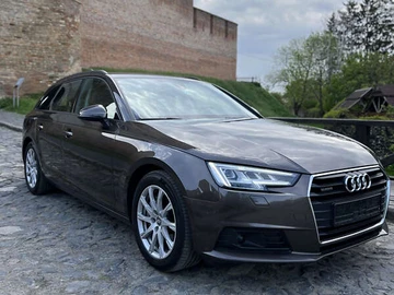 Авто Audi A4 2018 № 8033123