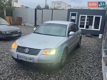 Авто Volkswagen Passat 2004 № 8033281