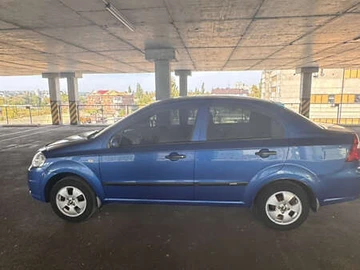 Авто Chevrolet Aveo 2007 № 8033433