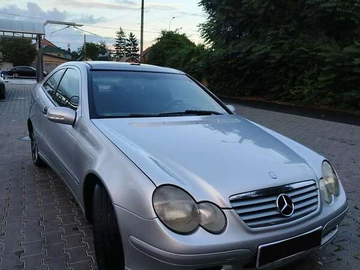 Авто Mercedes C-Class 2004 № 8033560