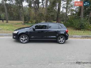 Авто Volkswagen Polo 2011 № 8033651