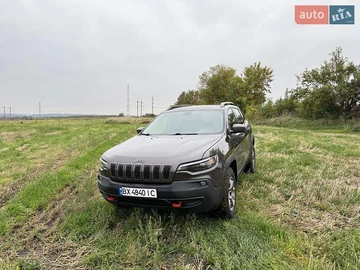 Авто Jeep Cherokee 2019 № 8034123