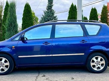 Авто Toyota Avensis Verso 2002 № 8034316