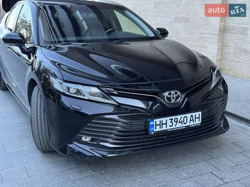 Авто Toyota Camry 2019 № 8034355