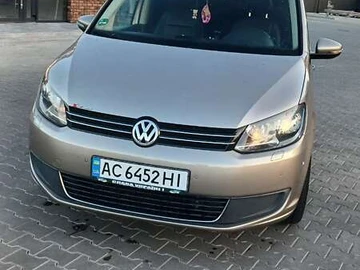 Авто Volkswagen Touran 2011 № 8034434