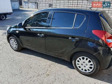 Авто Hyundai I20 2011 № 8034615