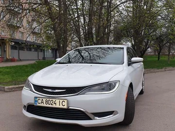 Авто Chrysler 200 2015 № 8034652
