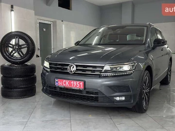 Авто Volkswagen Tiguan 2021 № 8034761