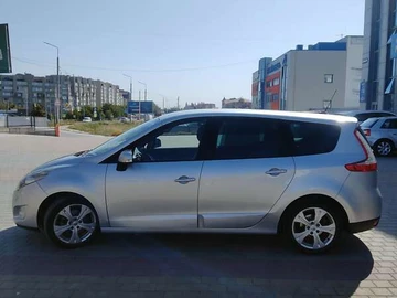 Авто Renault Grand Scenic 2011 № 8034887
