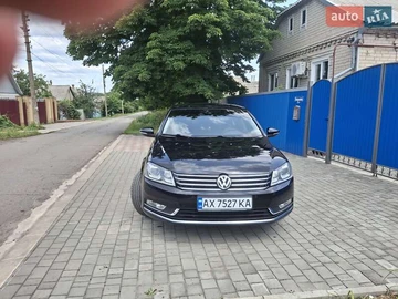 Авто Volkswagen Passat 2011 № 8035010