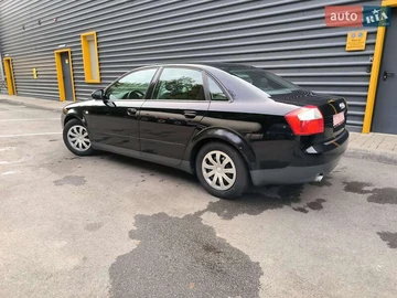 Авто Audi A4 2002 № 8035202
