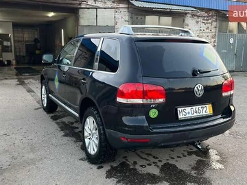 Авто Volkswagen Touareg 2006 № 8035315