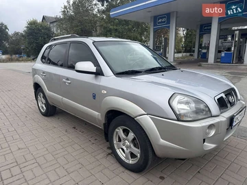 Авто Hyundai Tucson 2006 № 8035320