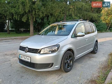 Авто Volkswagen Touran 2014 № 8035376