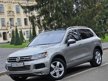 Авто Volkswagen Touareg 2013 № 8035410