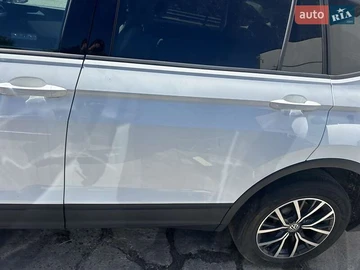 Авто Volkswagen Tiguan 2020 № 8035429