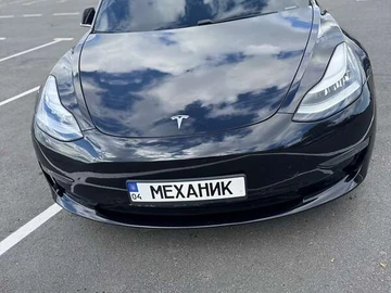 Авто Tesla Model 3 2018 № 8036294