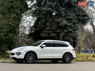 Авто Porsche Cayenne 2013 № 8036417